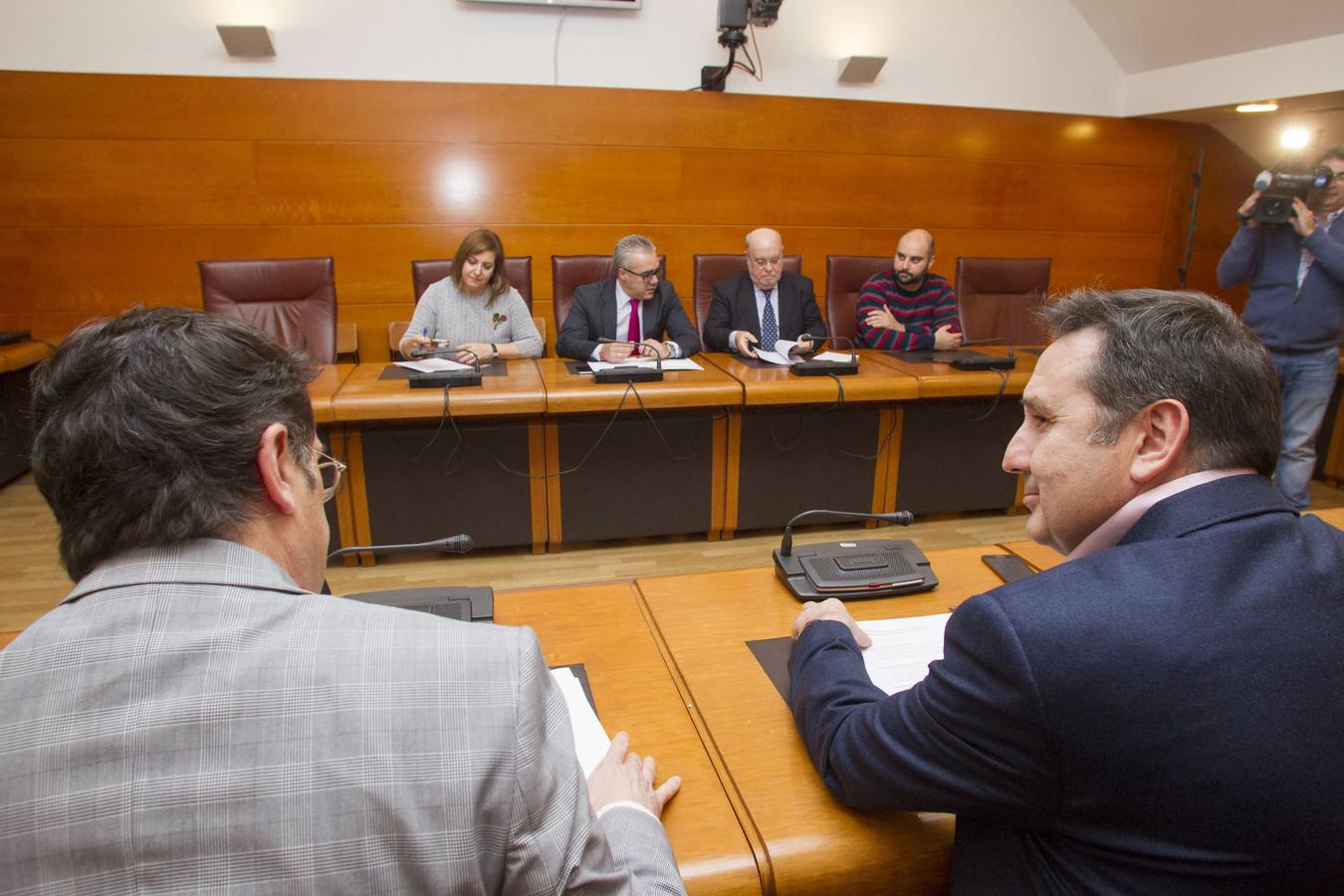 Reunión para la aprobación de los Presupuestos Generales de Cantabria