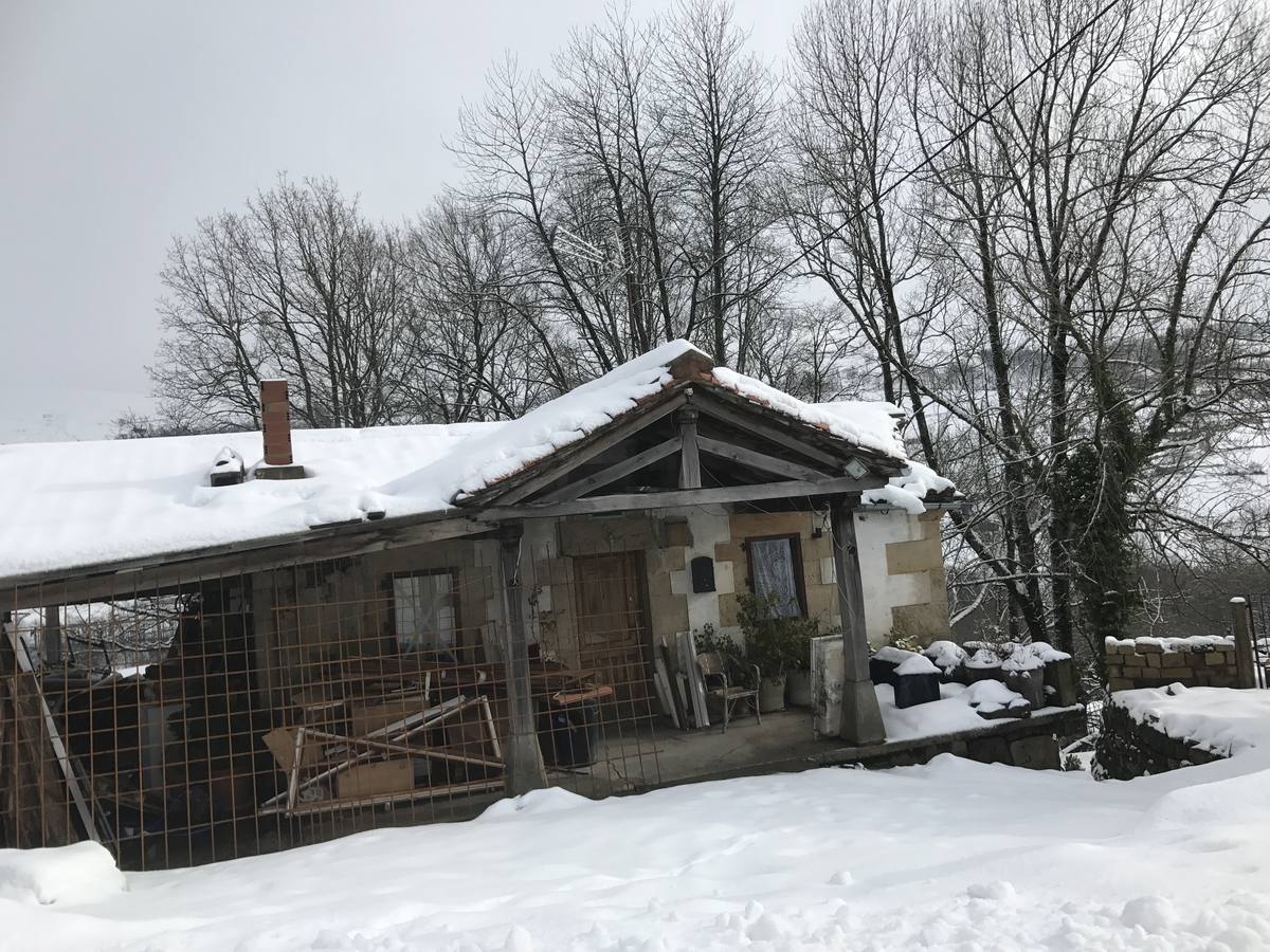 400 alumnos de Cantabria se quedan sin clase por la nieve