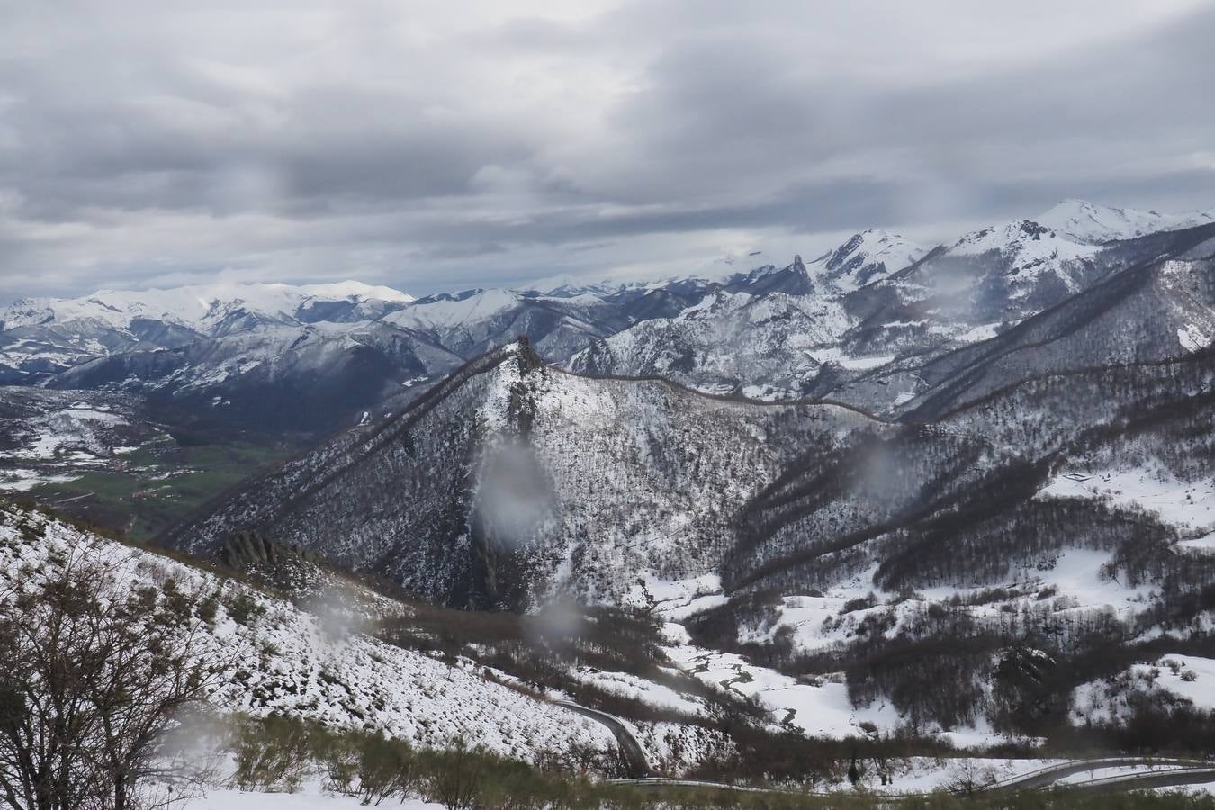 Un paseo por San Glorio bajo la nieve