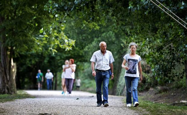 Barrio Covadonga critica la «dejadez» en aprobar la normas del ANEI de La Viesca