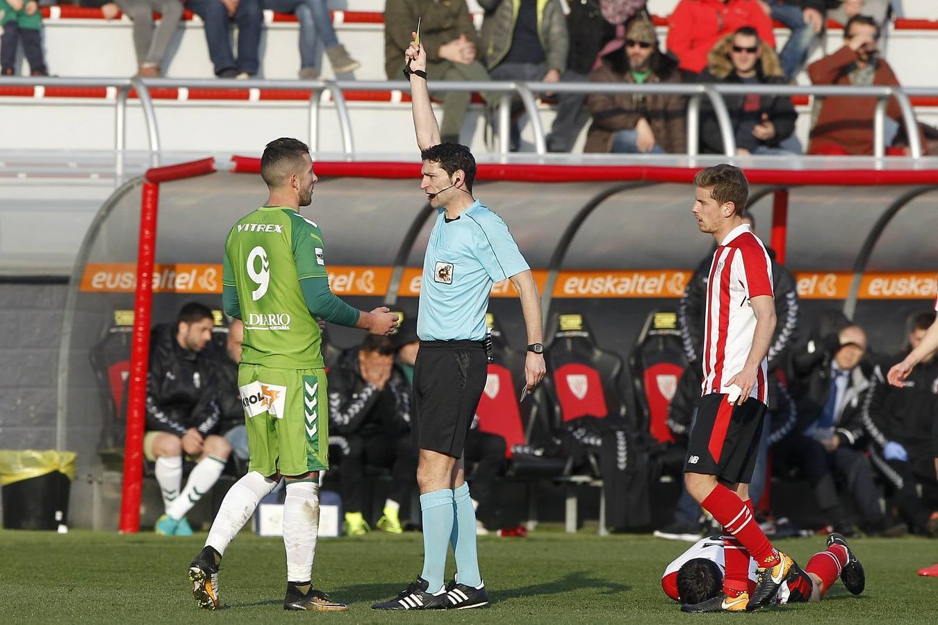 El Racing ha caído ante el Athletic B por 3 goles a 0 en un pobre partido disputado en Lezama