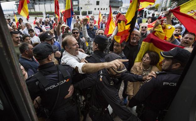 Reabren la causa por la agresión a una periodista en un acto de Pablo Iglesias en Santander