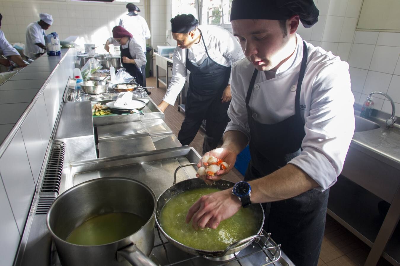 Las mejores imágenes del evento que organiza El Diario Montañés para premiar a los mejores estudiantes de cocina de Cantabria.