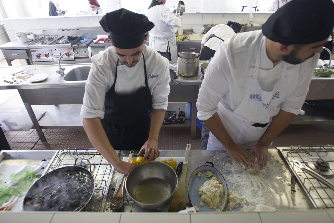 Las mejores imágenes del evento que organiza El Diario Montañés para premiar a los mejores estudiantes de cocina de Cantabria.