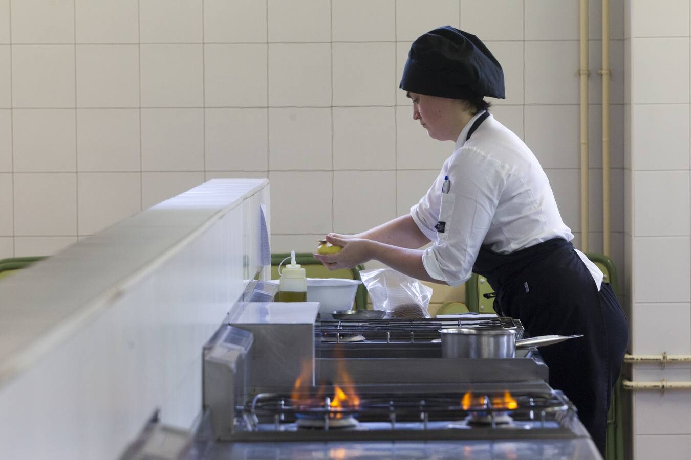 Las mejores imágenes del evento que organiza El Diario Montañés para premiar a los mejores estudiantes de cocina de Cantabria.