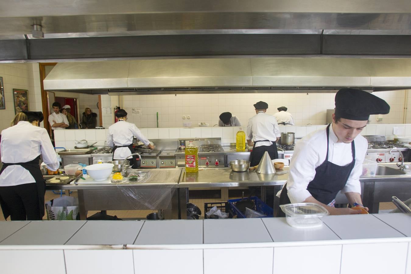 Las mejores imágenes del evento que organiza El Diario Montañés para premiar a los mejores estudiantes de cocina de Cantabria.