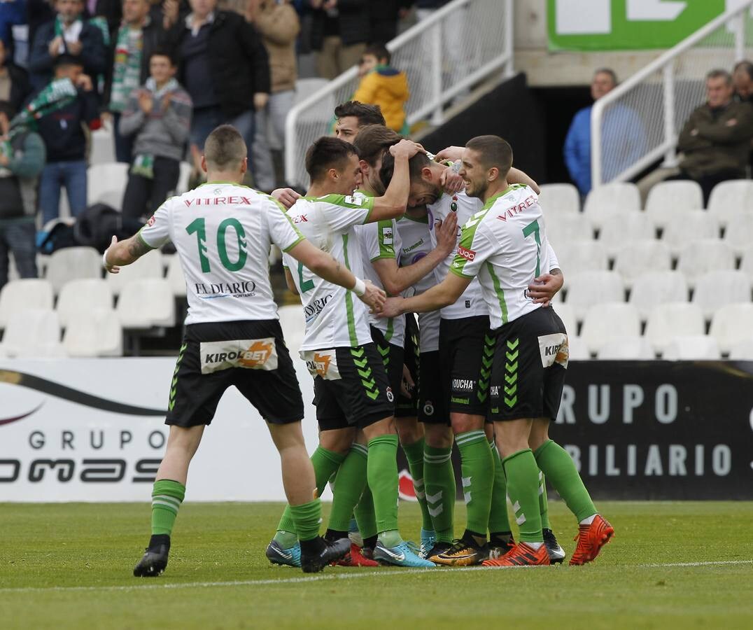 Fotos: El partido del Racing - Vitoria, en imágenes