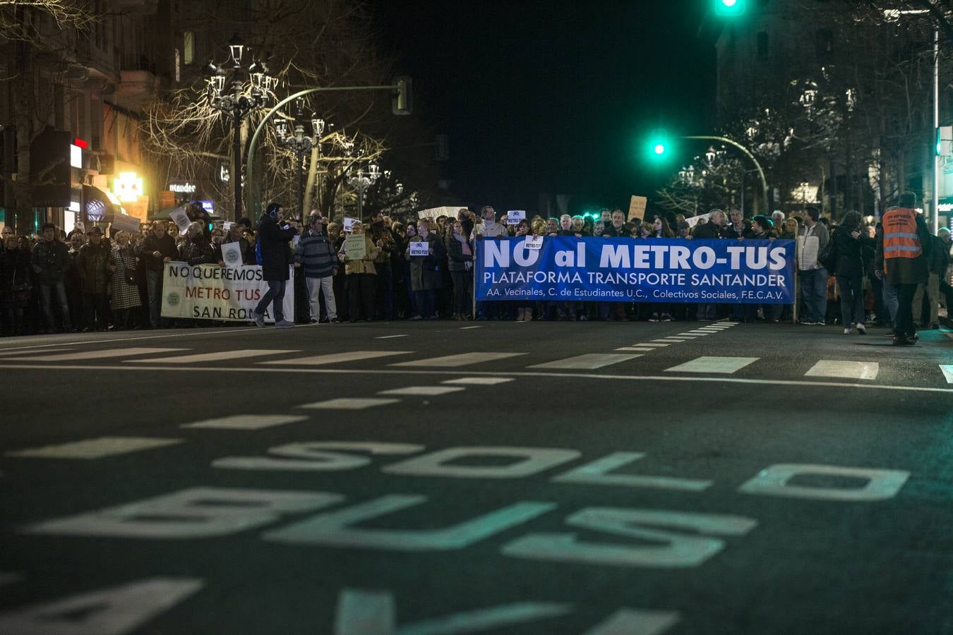 Fotos: Manifestación contra el MetroTUS