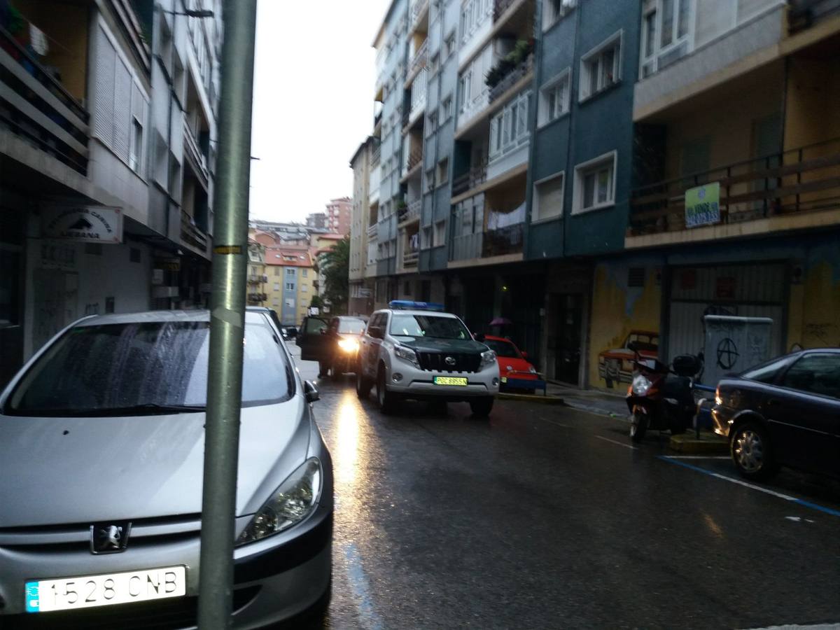 Fotos: Dispositivo de la Guardia Civil en Santander contra el tráfico de seres humanos