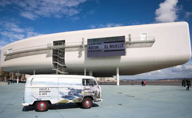 El Centro Botín se acerca a la región en furgoneta vintage