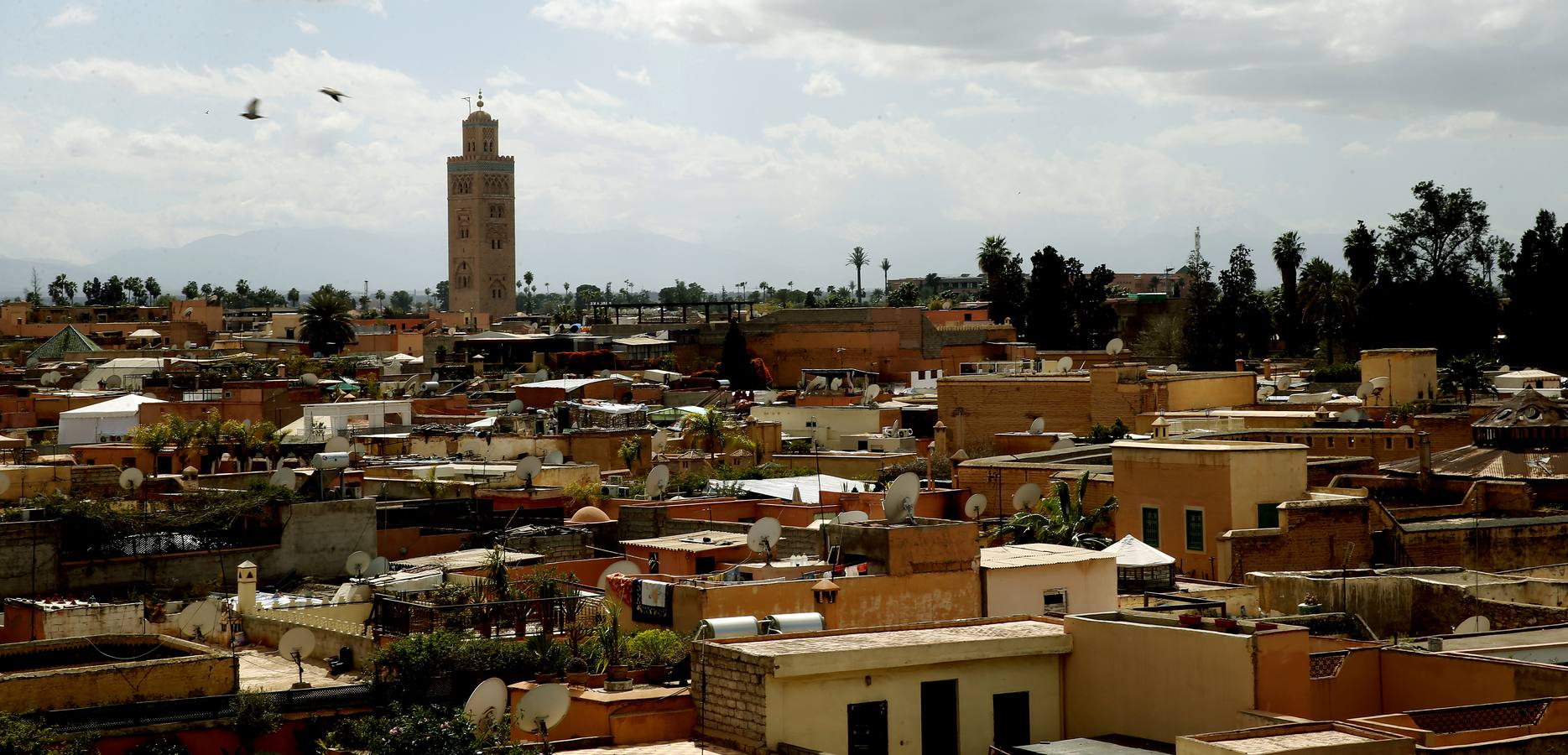 Vista del casco antiguo de Marrakech desde la torre del Palacio de la Medina.