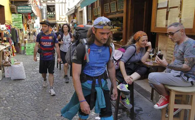 La estampa de los peregrinos se ha convertido en algo habitual en Liébana durante este Año Jubilar. 