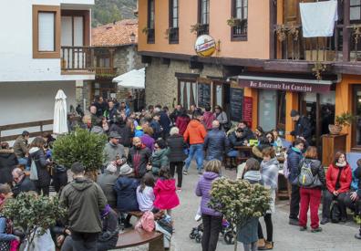 Imagen secundaria 1 - La ocupación en Semana Santa se queda en el 80% por el «brutal impacto» de la previsión del tiempo