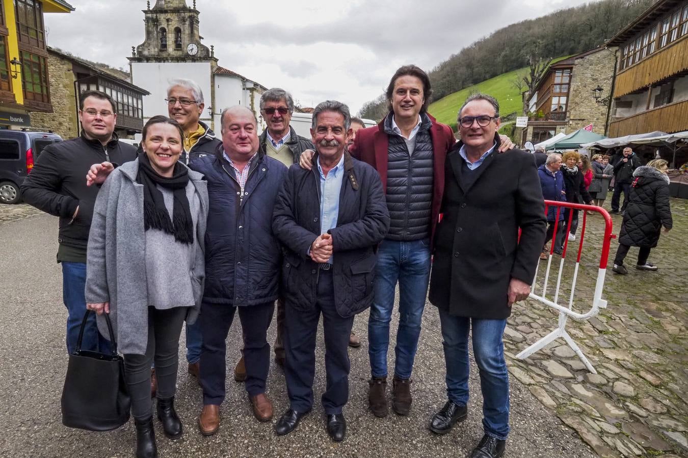 El coreógrafo y director artístico torrelaveguense Javier Castillo, "Poty", ha sido nombrado nuevo embajador del Sobao Pasiego y la Quesada.