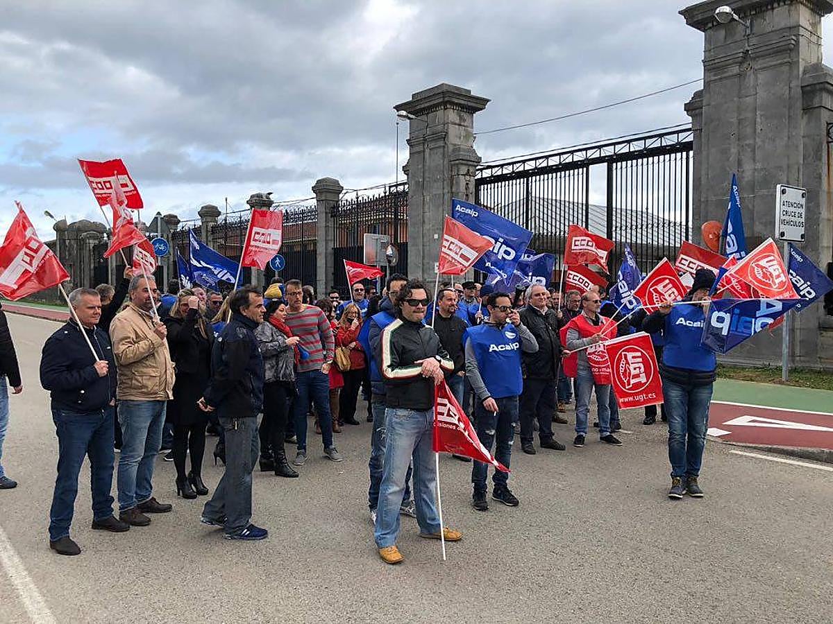 Fotos: Los funcionarios de prisiones protestan a las puertas de El Dueso