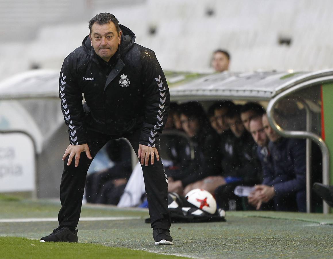 Iván Crespo, Julen Castañeda y Sergio Ruiz son los jugadores más utilizados por el técnico del Racing, Carlos Pouso