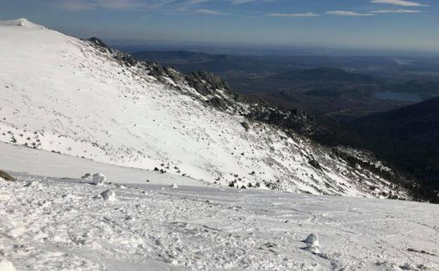 Las blancas pistas de Navacerrada todavía se mantienen en un magnífico estado