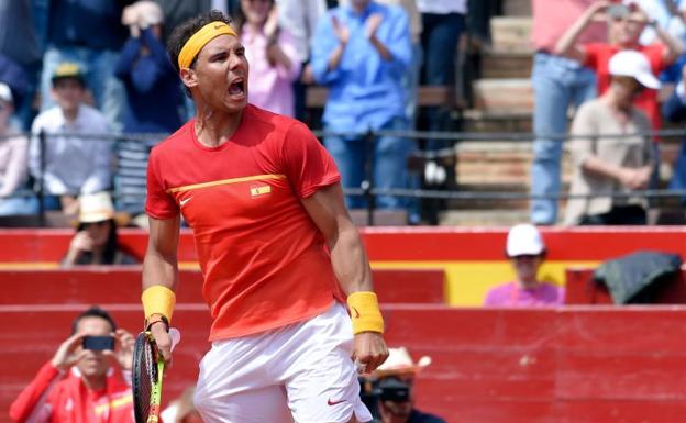 Rafa Nadal, celebrando su victoria ante Alexander Zverev. 