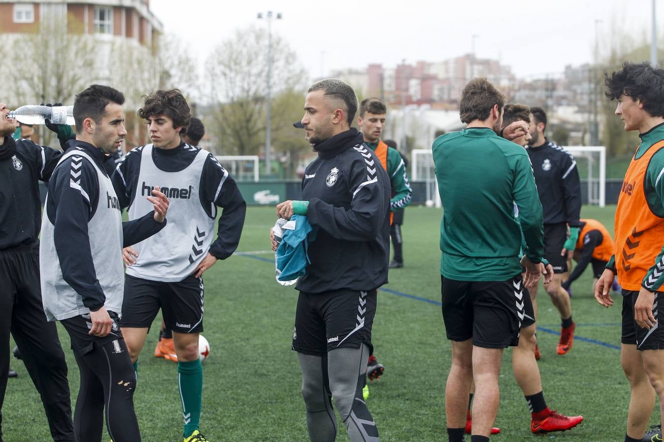 Fotos: El Racing prepara a conciencia el partido ante Osasuna B