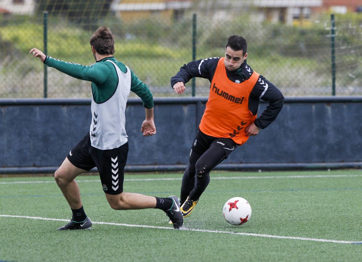 Fotos: El Racing prepara a conciencia el partido ante Osasuna B