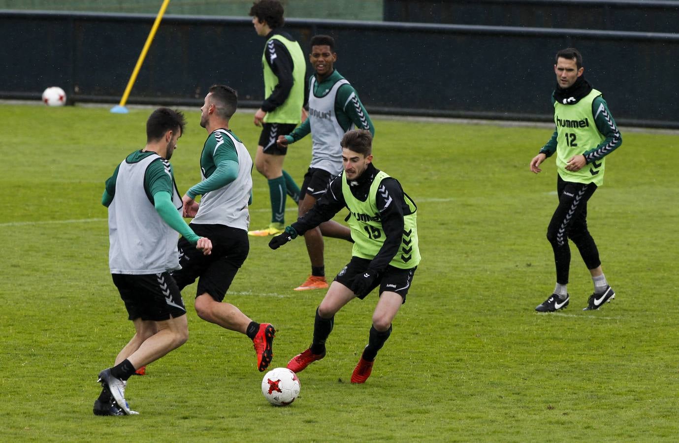 Fotos: El Racing prepara a conciencia el partido ante Osasuna B