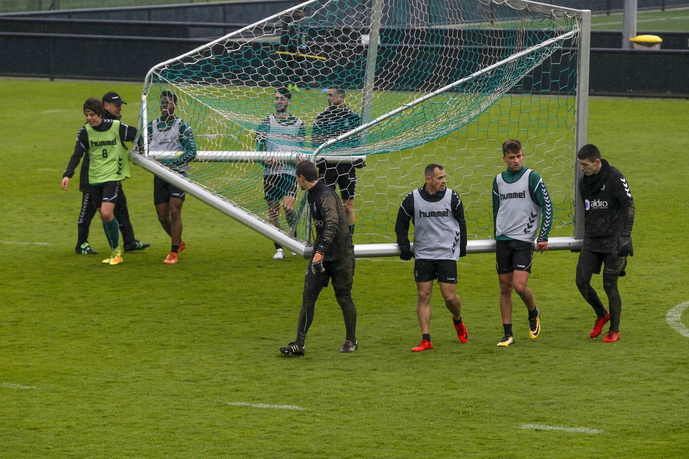 Fotos: El Racing prepara a conciencia el partido ante Osasuna B