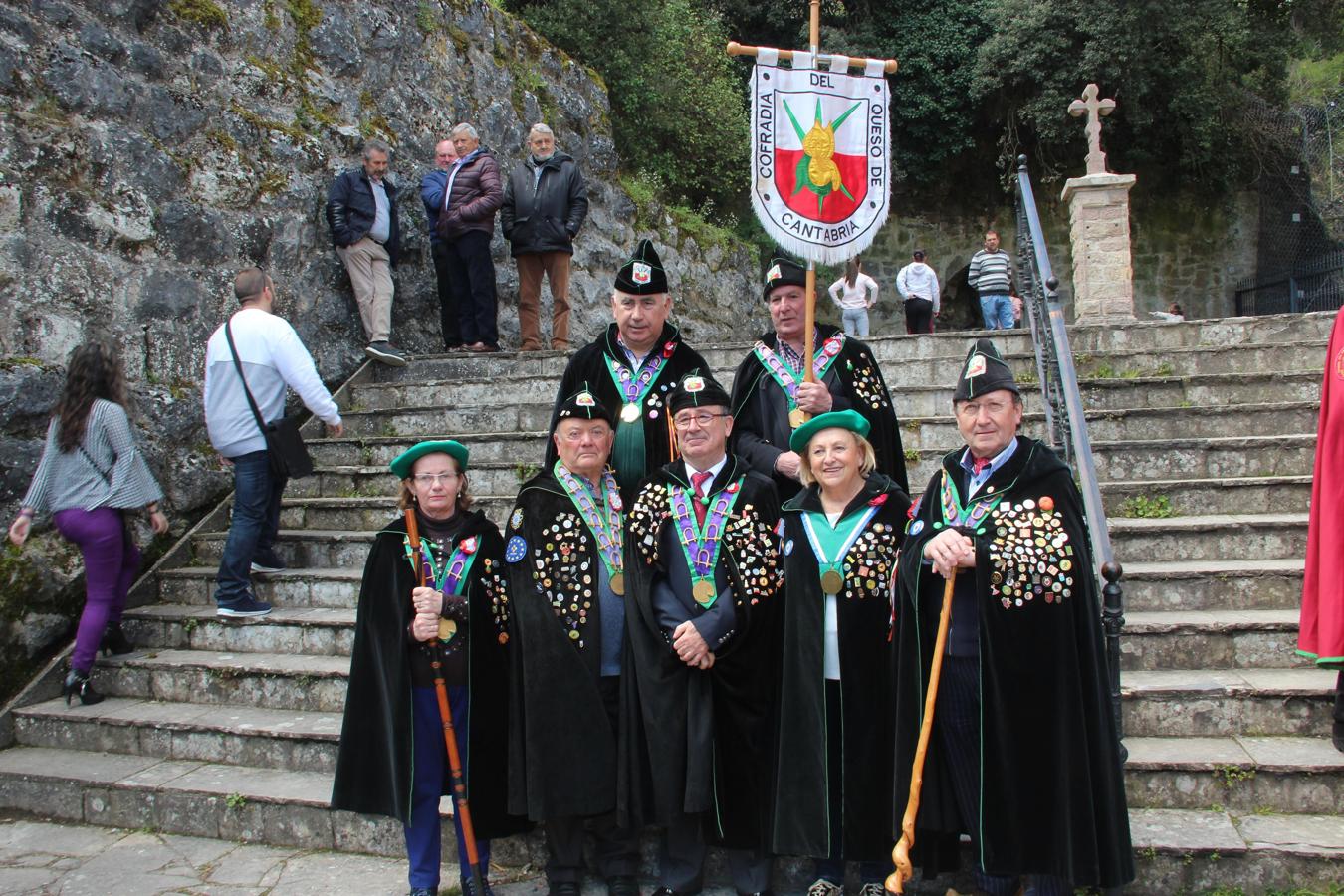 Fotos: Las cofradías gastronómicas de Cantabria ganan el Jubileo