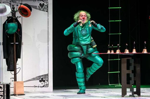 Teatro La Sonrisa presenta en Miriñaque 'Star Clown'. :