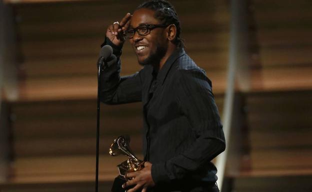 Kendrick Lamar es el autor del tercer álbum de rap de la historia que ha ganado un Grammy al Mejor Disco del año.