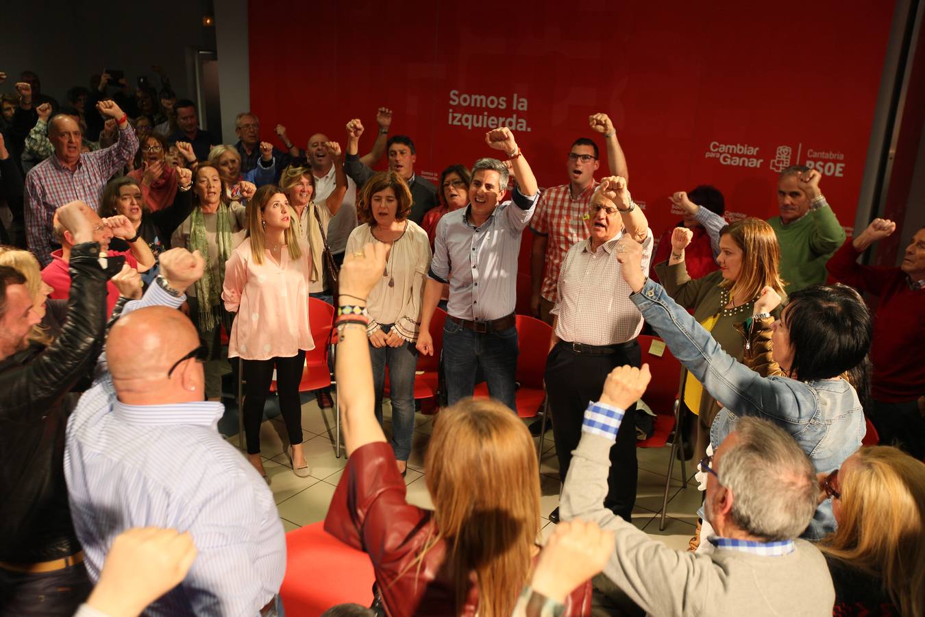 Fotos: Zuloaga presenta en la sede del partido su candidatura a las primarias