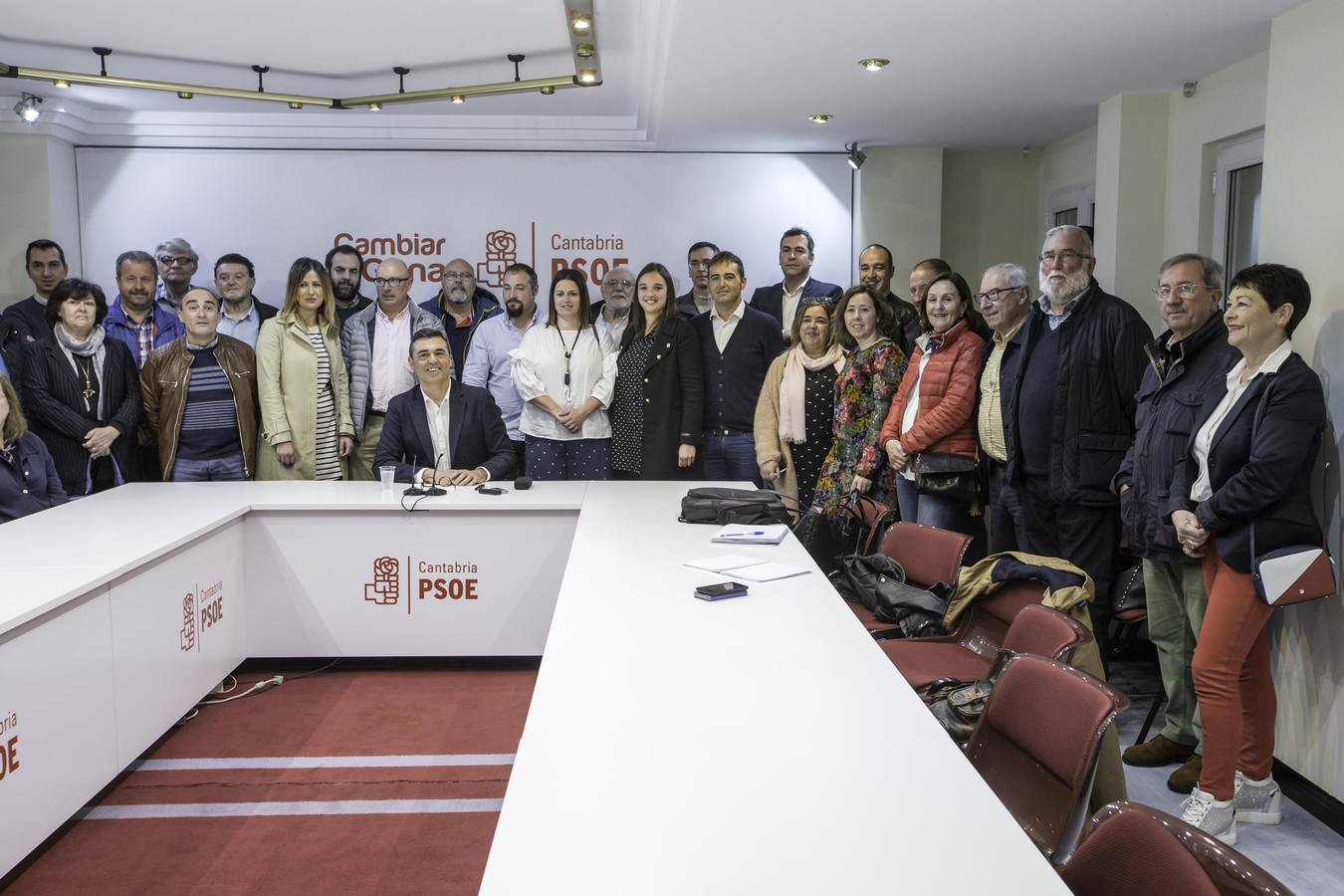 Fotos: Ricardo Cortés presenta su candidatura a las Primarias del PSOE en Cantabria