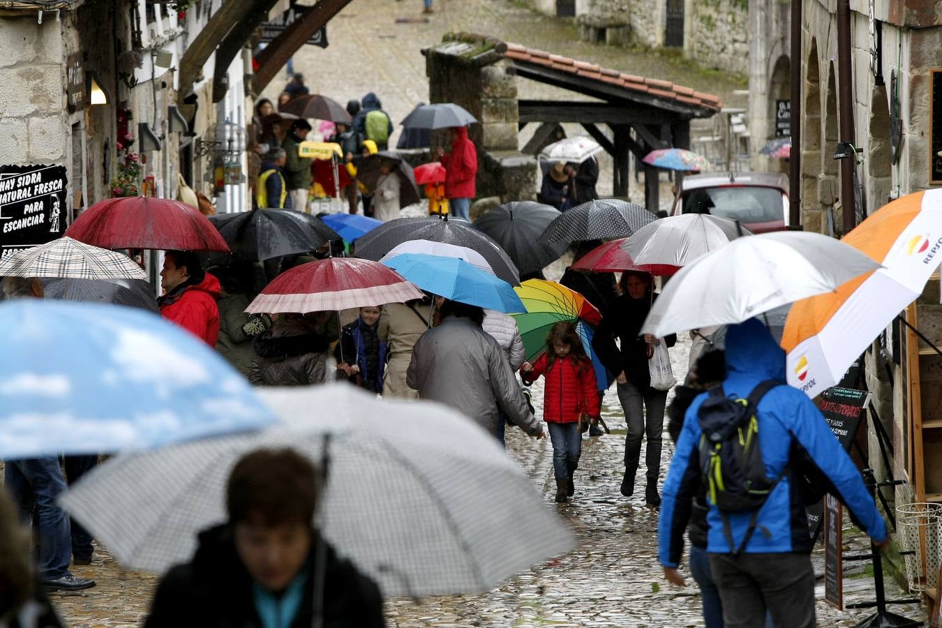 Fotos: La lluvia no da tregua a Cantabria