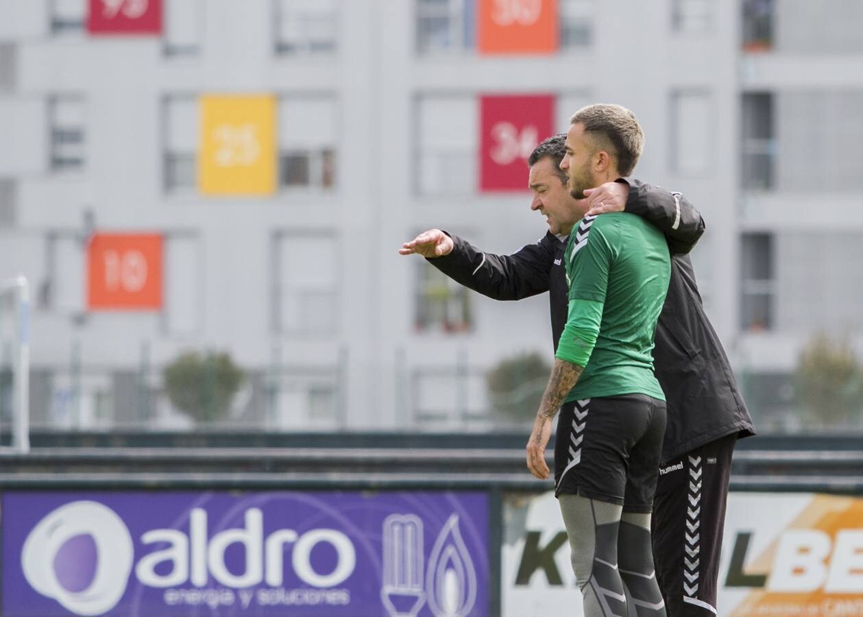 Fotos: El Racing prepara el partido contra la Real Sociedad B