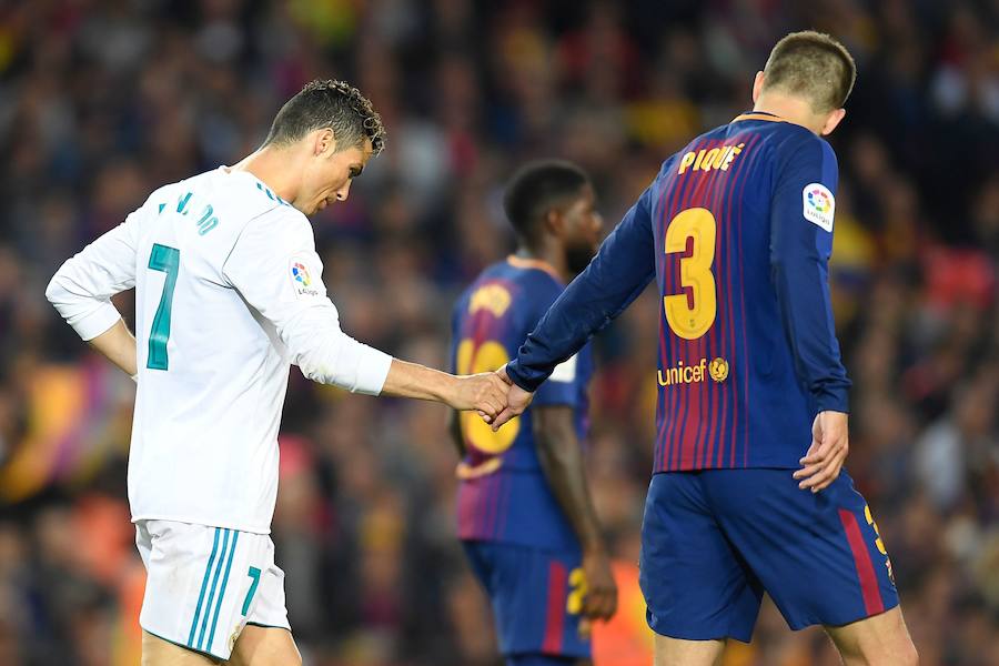 Barcelona y Real Madrid empataron (2-2) en el clásico disputado en el Camp Nou, un partido vibrante en el que hubo goles, emoción, tensión y mucha polémica. 