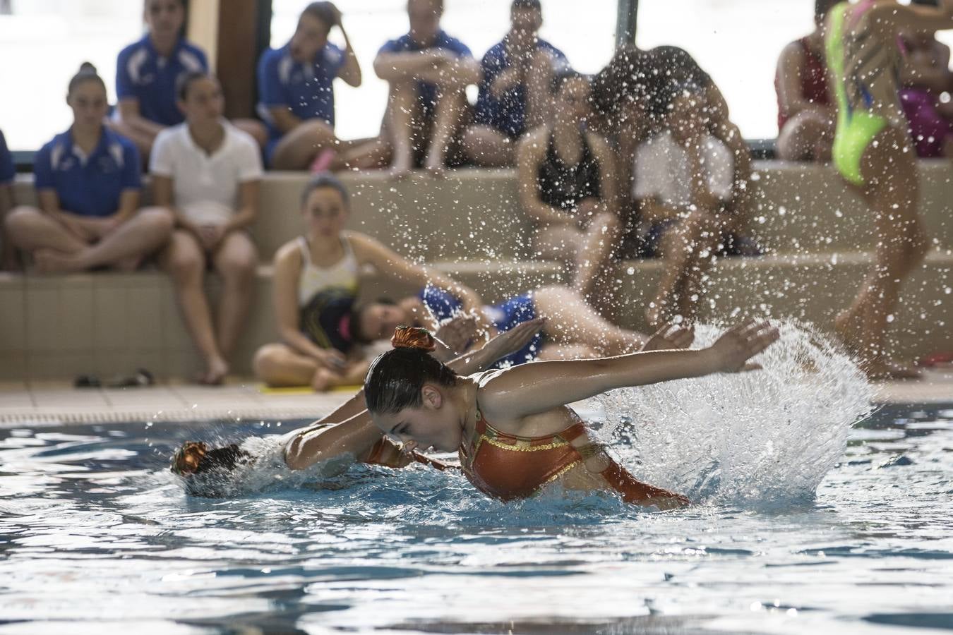 Las piscinas de Cross de Maliano reúnen a 140 sincronistas de toda España