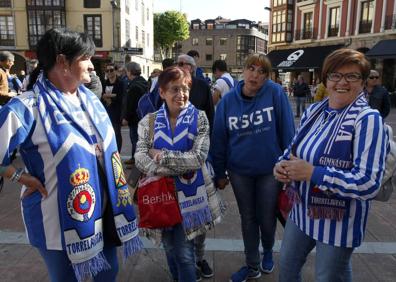 Imagen secundaria 1 - Torrelavega se tiñe de blanco y azul