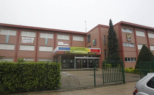 El instituto Zapatón, en Torrelavega.