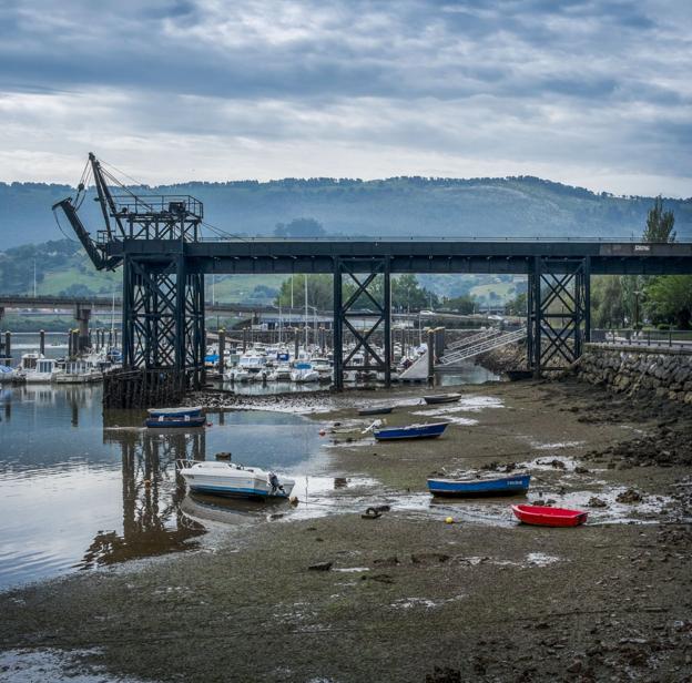  Emblema. El Puente de Los Ingleses fue catalogado como Bien de Interés Local en 2013