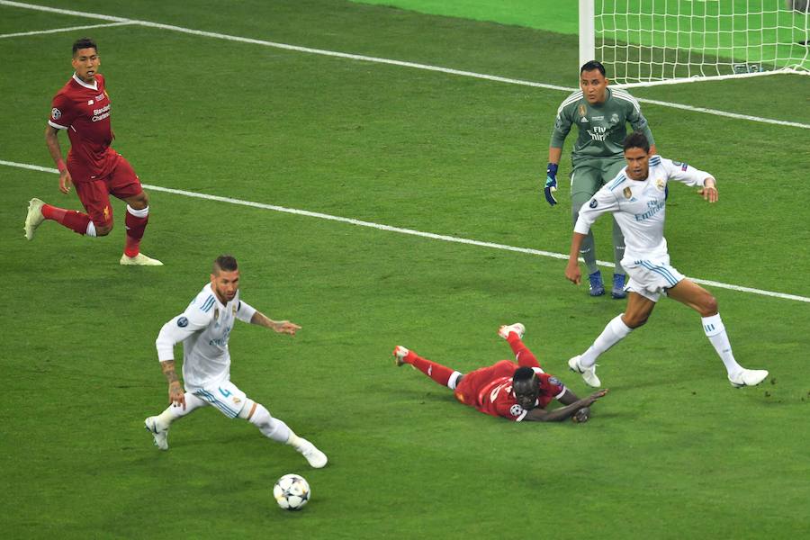 Las mejores imágenes de la final de la Champions League disputada en Kiev entre el Real Madrid y el Liverpool. 