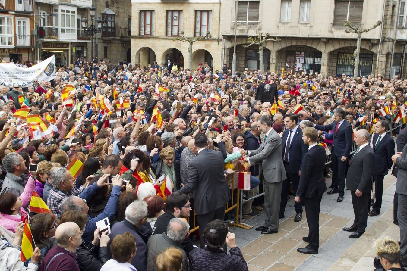 Fotos: Visita del Rey Felipe VI a Reinosa