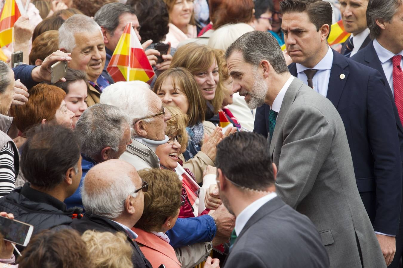 Fotos: Visita del Rey Felipe VI a Reinosa