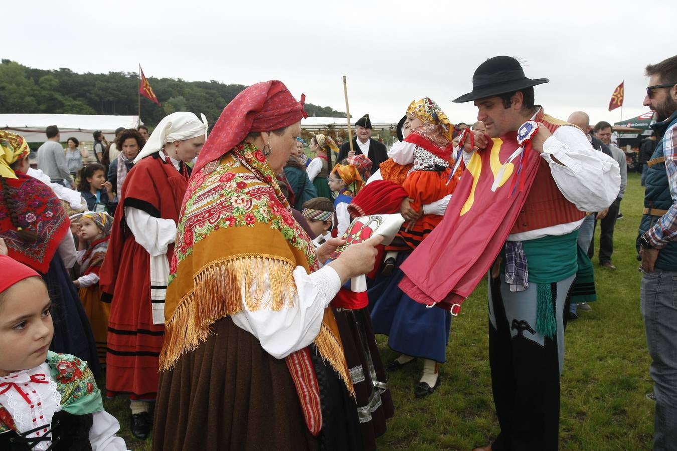 El recinto del Palacio de la Magdalena de Santander ha acogido la 41ª edición del Día Infantil de Cantabria.