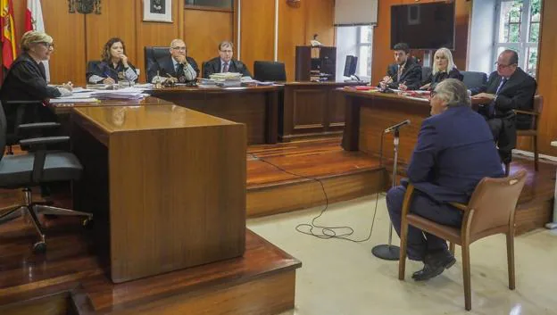Vista general del juicio que se celebra en la Audiencia contra Miguel Mirones.