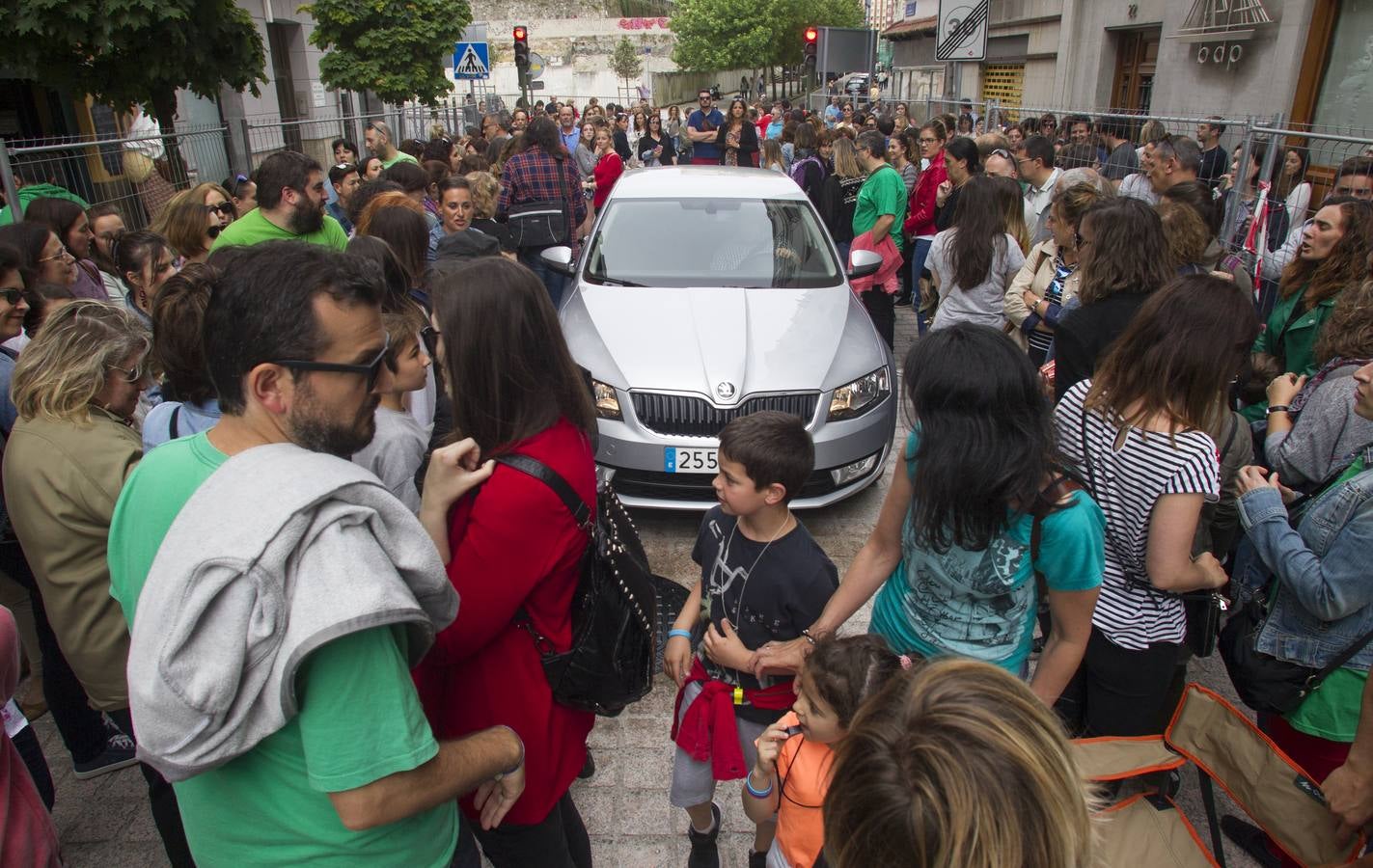 Fotos: Los profesores se manifiestan en Santander en contra de ampliar la jornada reducida