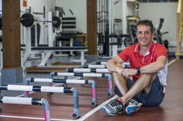 Quique Ruiz, en el centro de entrenamiento que él mismo dirige en Galizano. 