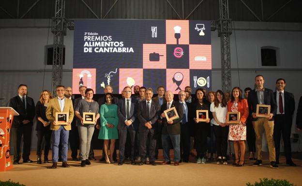 La entrega de premios se ha celebrado en La Lechera, en Torrelavega.