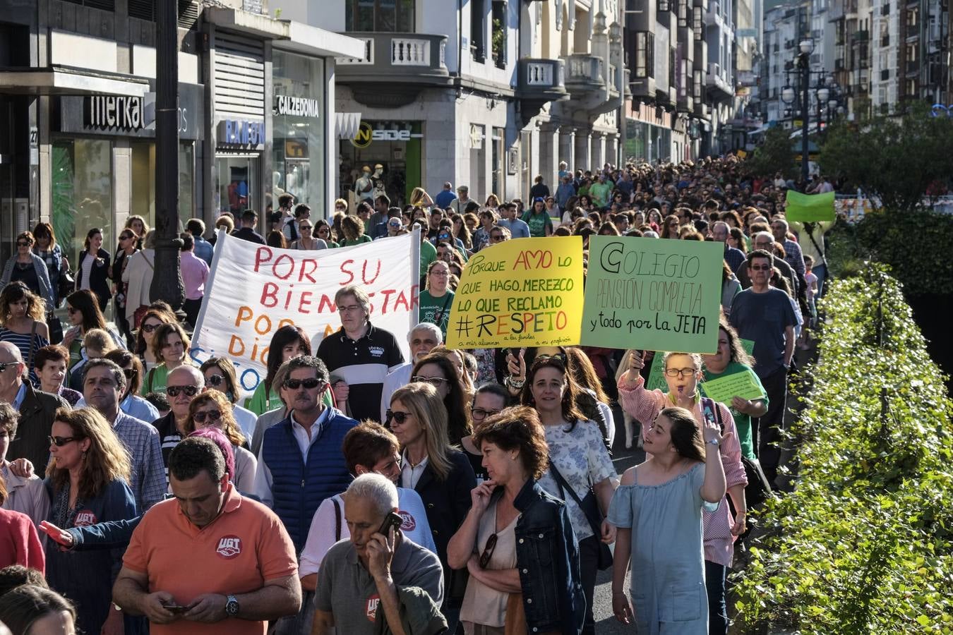 Fotos: Protesta de los profesores en Santander en esta jornada de huelga