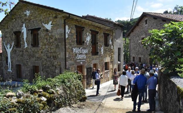 De la Sierra inauguró este miércoles la 'Mitocasuca' de Barriopalacio de Anievas