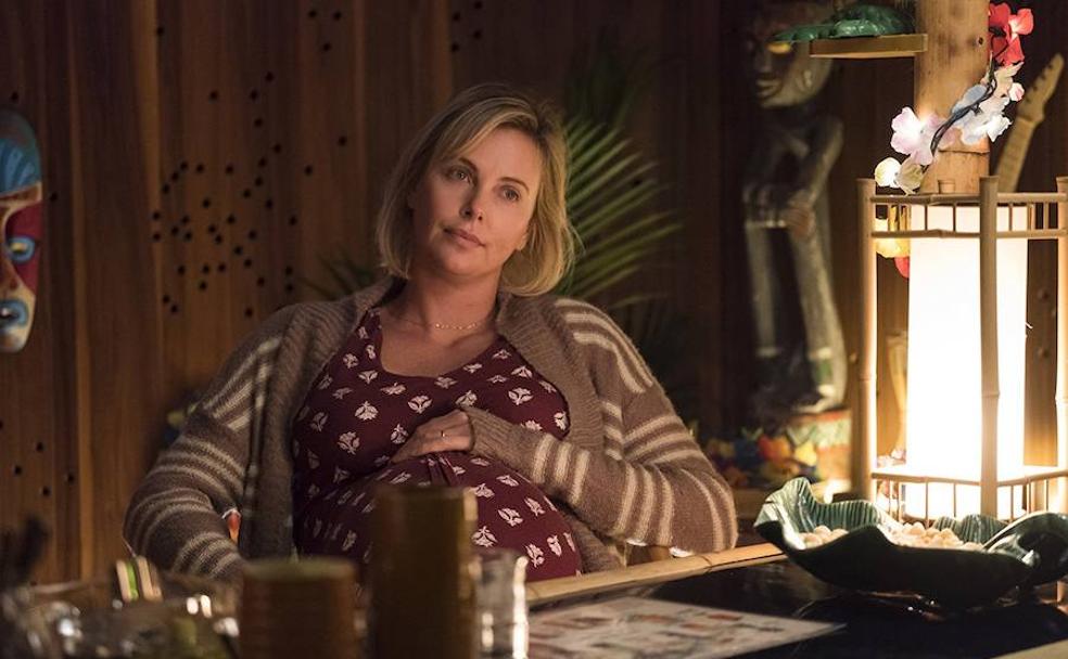 Charlize Theron es la protagonista de 'Tully' (2018).