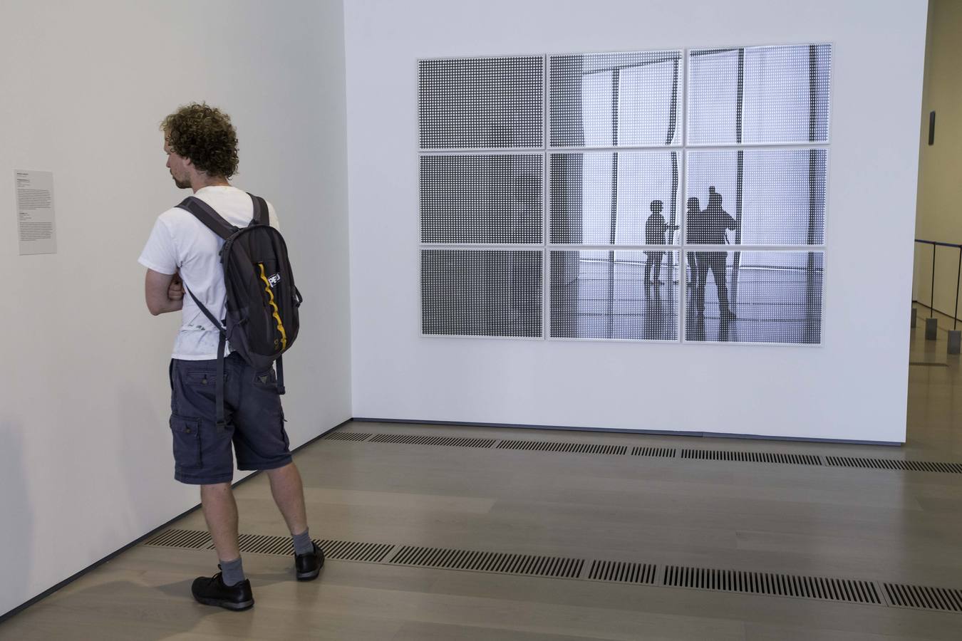 El Centro Botí inaugura dos nuevas muestras, uno sobre retratos con obras cedidas por Jaime Botín, y otra colectiva -'Paisaje reconfigurado'- con fondos de la Fundación